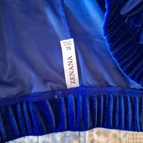 Zenana NWT velvet wide leg elastic waist pants size large blue color - Picture 2 of 10